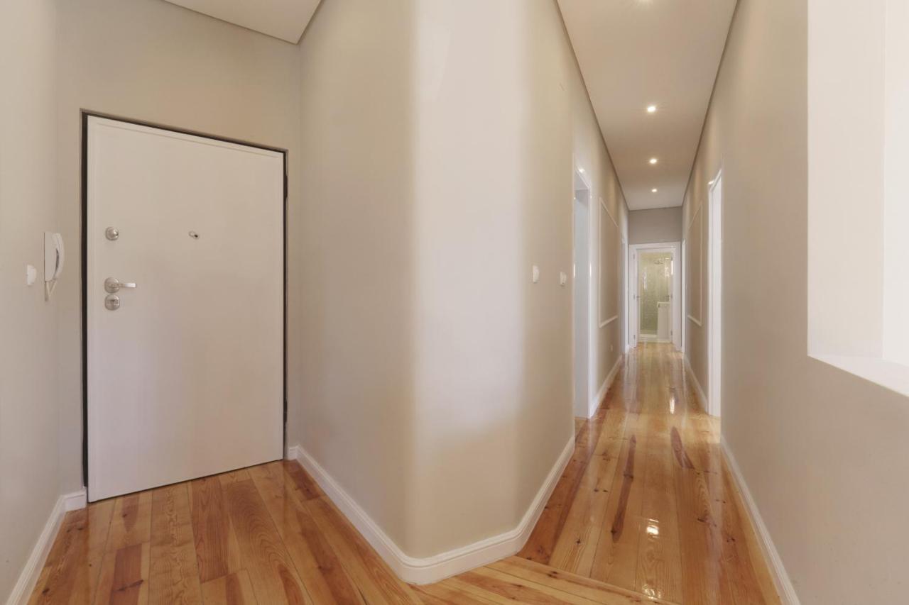 Apartamento Andrade Lisbon Luaran gambar